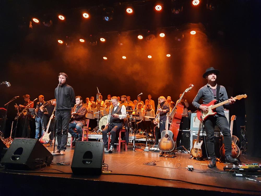 konsert - Klikk for stort bilde