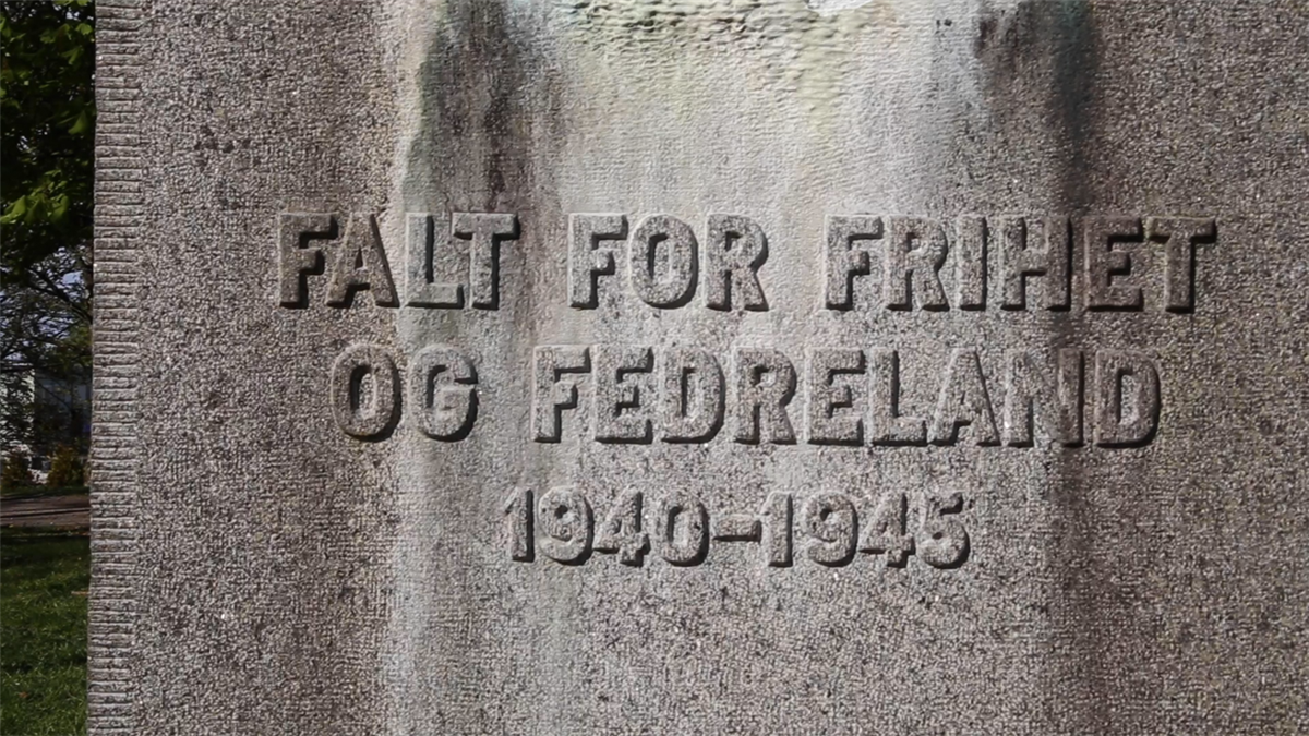 minnesmerke Hvitstein - Klikk for stort bilde